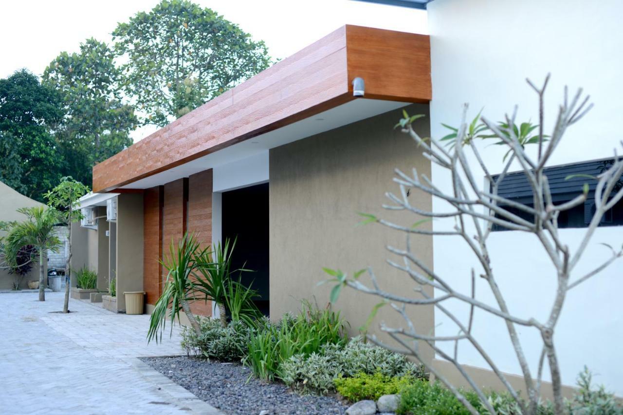 Reddoorz Syariah Plus Near Banyuwangi Airport Exterior foto